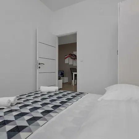 Apartment Easy Makarska Exterior photo