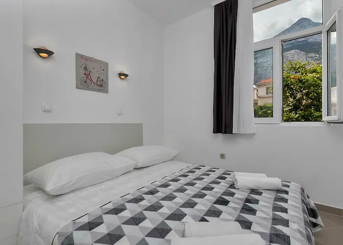 Apartment Easy
